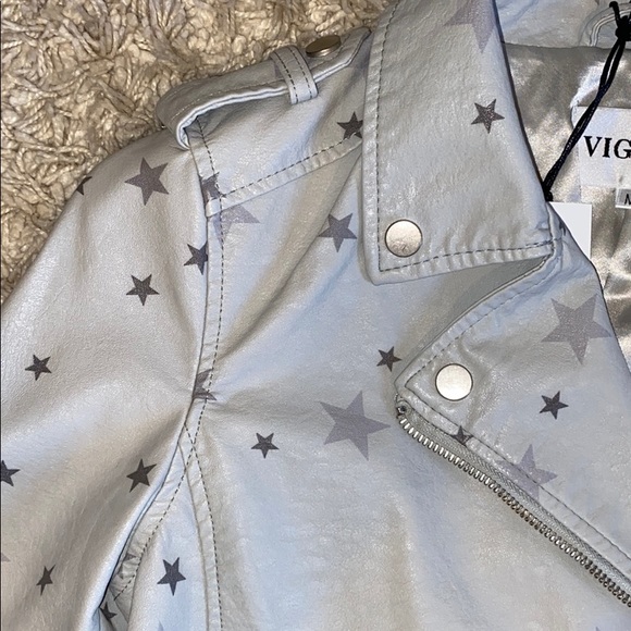 Grey star jacket sizes small and medium - Picture 3 of 4